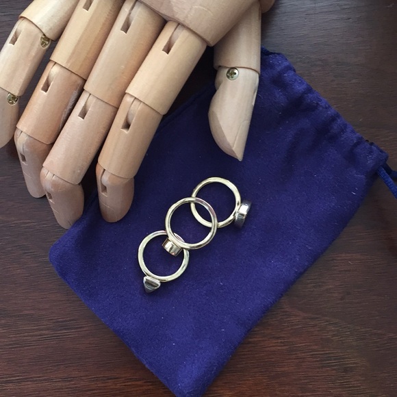 JEWELRY ▪️TORY BURCH <3 stackable rings > - Picture 16 of 17